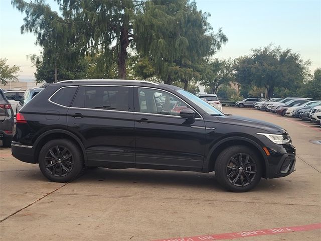 2024 Volkswagen Tiguan SE