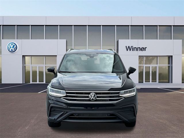 2024 Volkswagen Tiguan SE