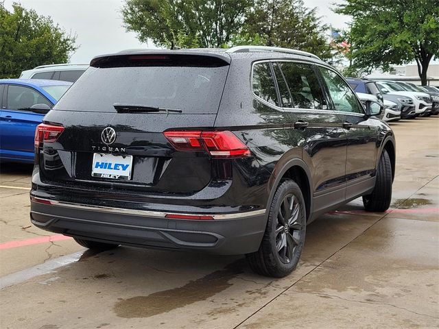 2024 Volkswagen Tiguan SE