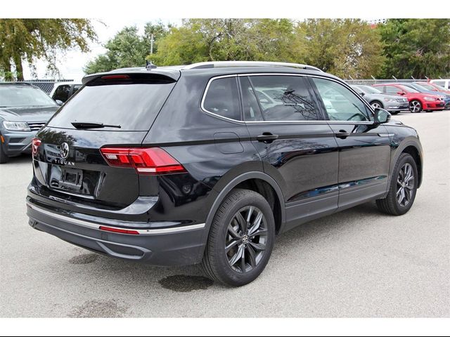 2024 Volkswagen Tiguan SE