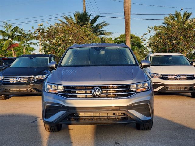 2024 Volkswagen Tiguan SE