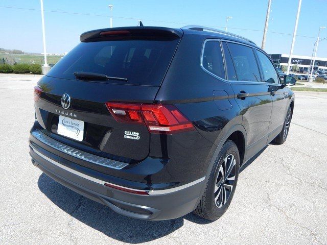 2024 Volkswagen Tiguan SE