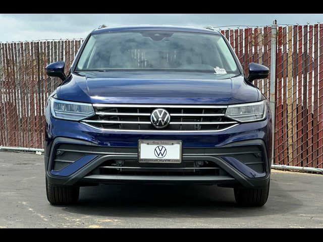 2024 Volkswagen Tiguan SE