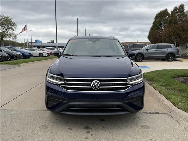 2024 Volkswagen Tiguan SE