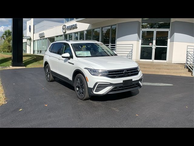 2024 Volkswagen Tiguan SE