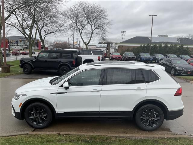 2024 Volkswagen Tiguan SE