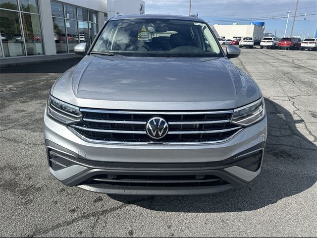 2024 Volkswagen Tiguan SE