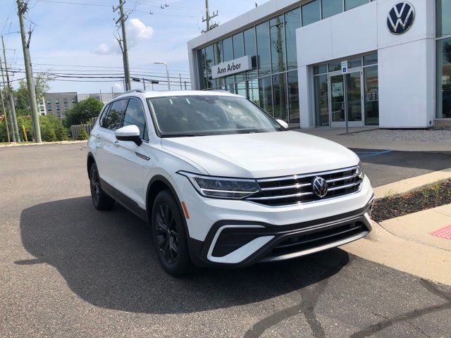 2024 Volkswagen Tiguan SE