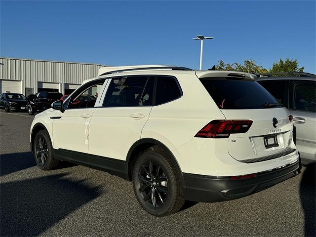 2024 Volkswagen Tiguan SE