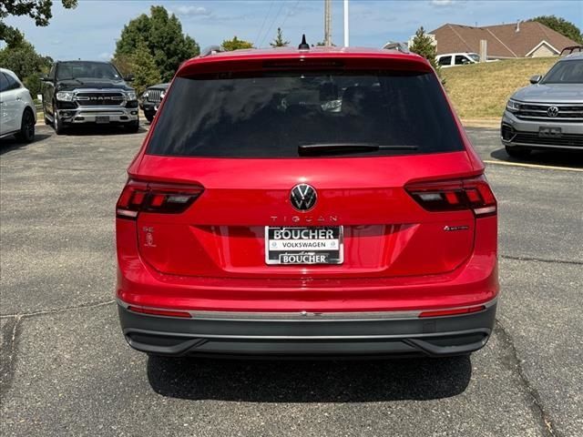 2024 Volkswagen Tiguan SE