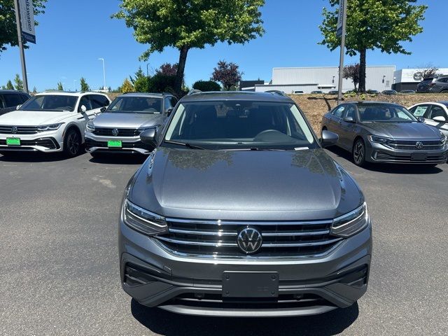 2024 Volkswagen Tiguan SE