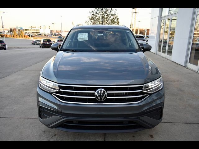 2024 Volkswagen Tiguan SE