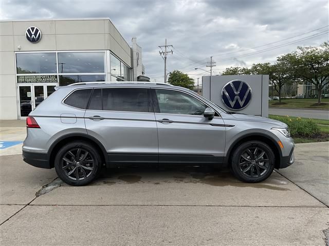 2024 Volkswagen Tiguan SE