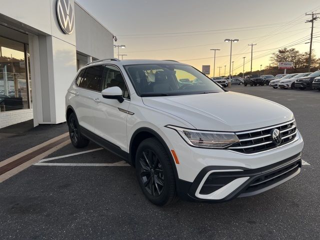 2024 Volkswagen Tiguan SE