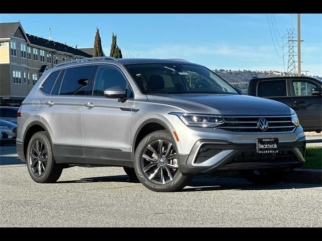 2024 Volkswagen Tiguan SE