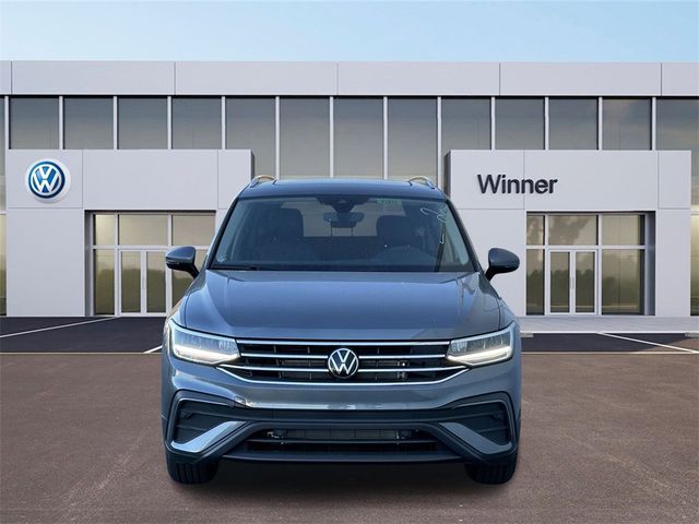 2024 Volkswagen Tiguan SE