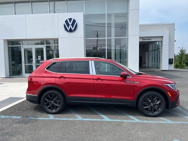 2024 Volkswagen Tiguan SE