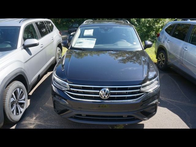 2024 Volkswagen Tiguan SE