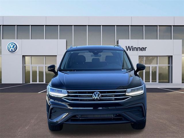 2024 Volkswagen Tiguan SE