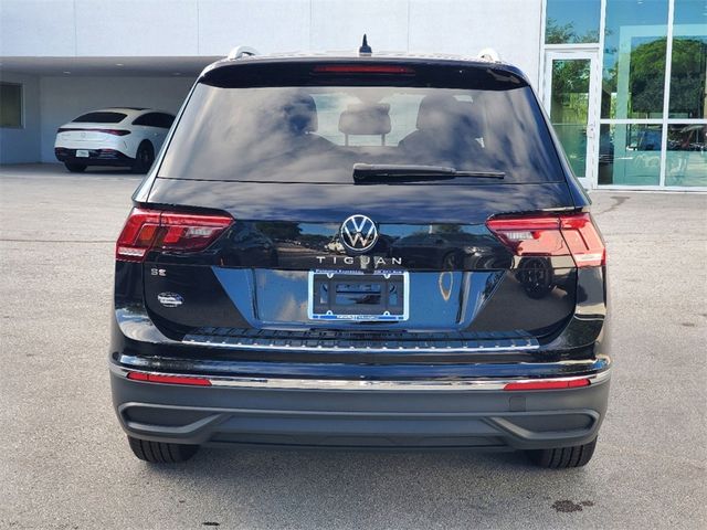 2024 Volkswagen Tiguan SE