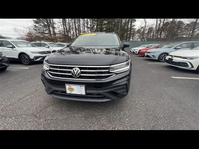 2024 Volkswagen Tiguan SE