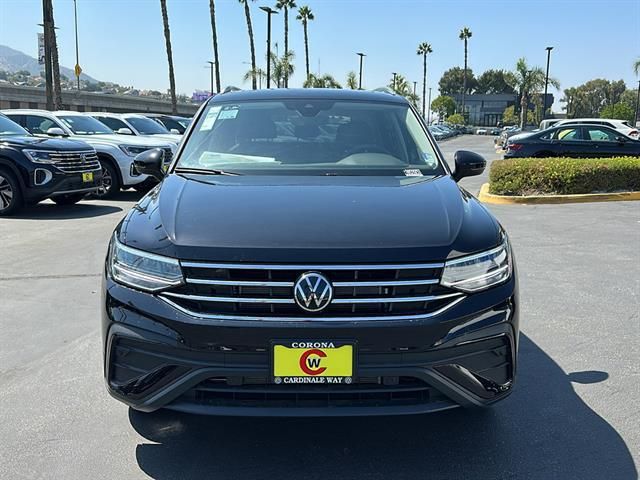 2024 Volkswagen Tiguan SE