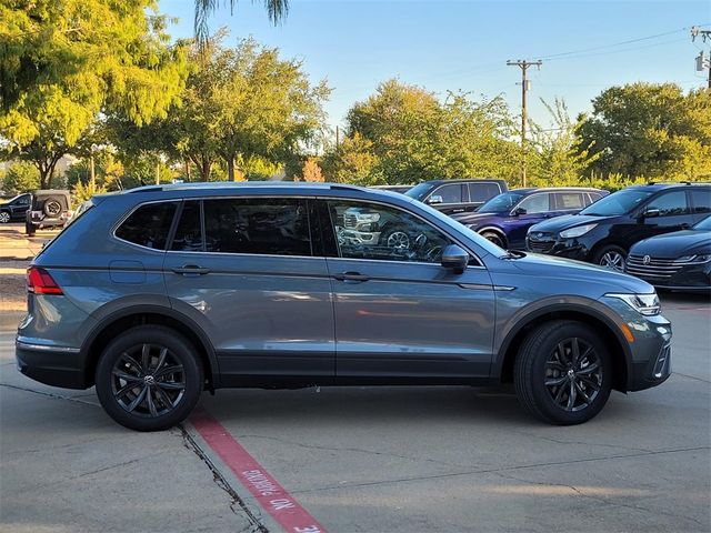 2024 Volkswagen Tiguan SE