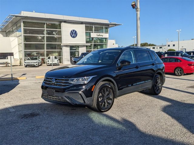 2024 Volkswagen Tiguan SE