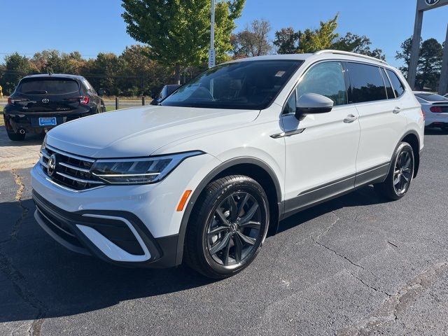 2024 Volkswagen Tiguan SE