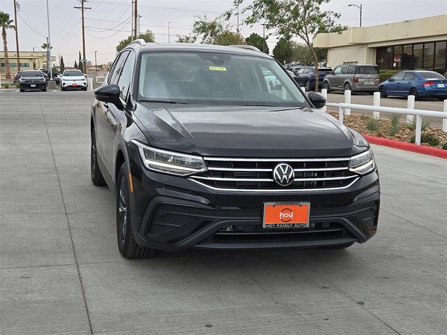 2024 Volkswagen Tiguan SE