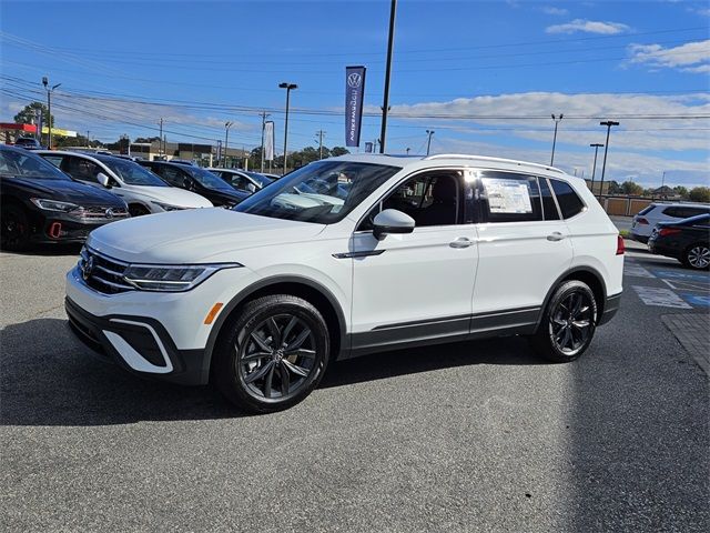 2024 Volkswagen Tiguan SE