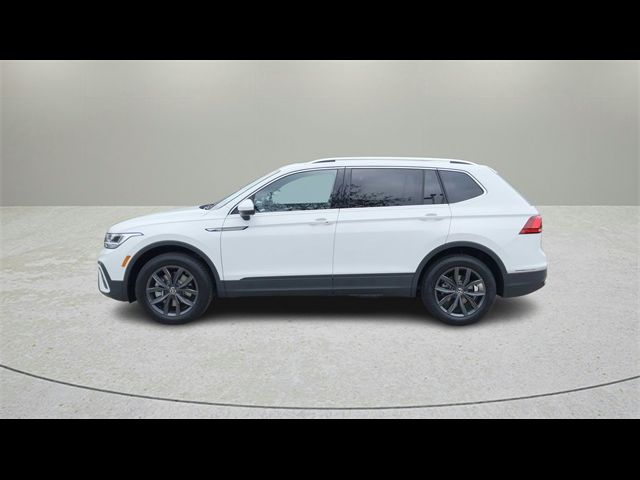 2024 Volkswagen Tiguan SE