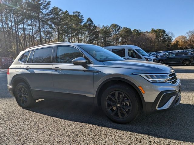 2024 Volkswagen Tiguan SE
