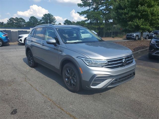 2024 Volkswagen Tiguan SE