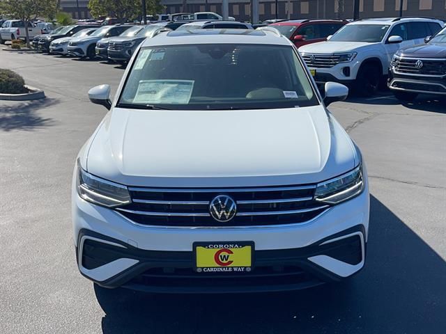 2024 Volkswagen Tiguan SE