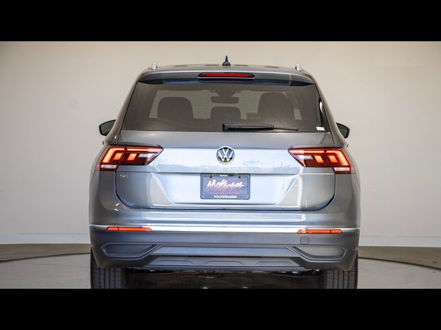 2024 Volkswagen Tiguan SE