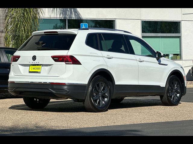 2024 Volkswagen Tiguan SE