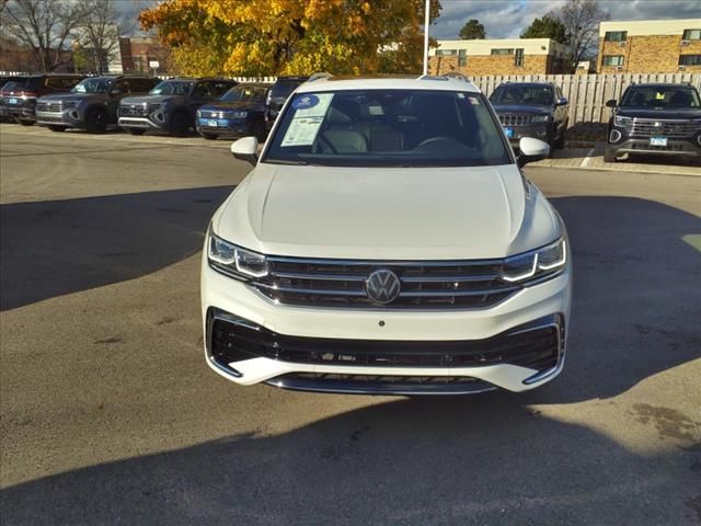 2024 Volkswagen Tiguan SEL R-Line