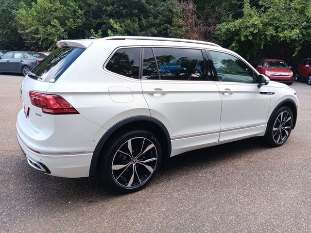 2024 Volkswagen Tiguan SEL R-Line