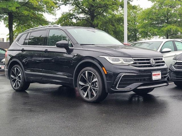 2024 Volkswagen Tiguan SEL R-Line