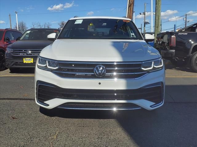 2024 Volkswagen Tiguan SEL R-Line