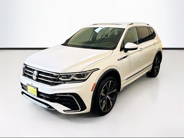 2024 Volkswagen Tiguan SEL R-Line