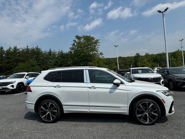 2024 Volkswagen Tiguan SEL R-Line