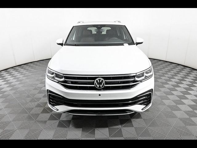 2024 Volkswagen Tiguan SEL R-Line