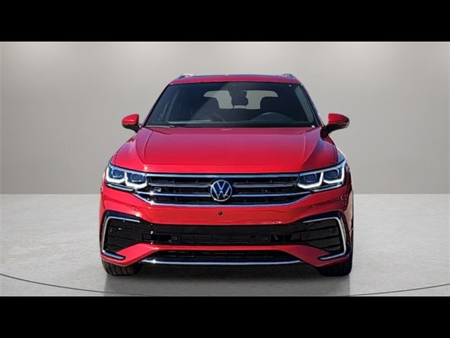 2024 Volkswagen Tiguan SEL R-Line