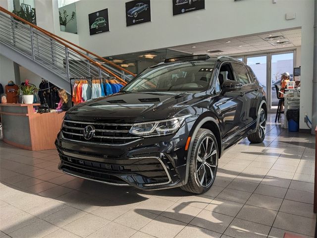 2024 Volkswagen Tiguan SEL R-Line