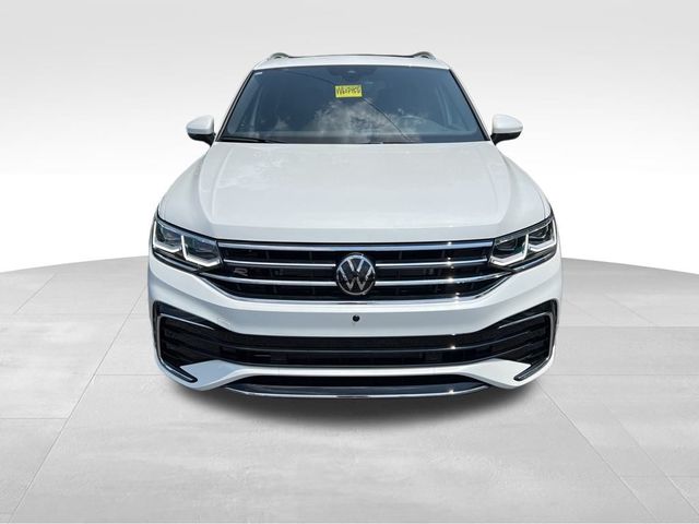 2024 Volkswagen Tiguan SEL R-Line