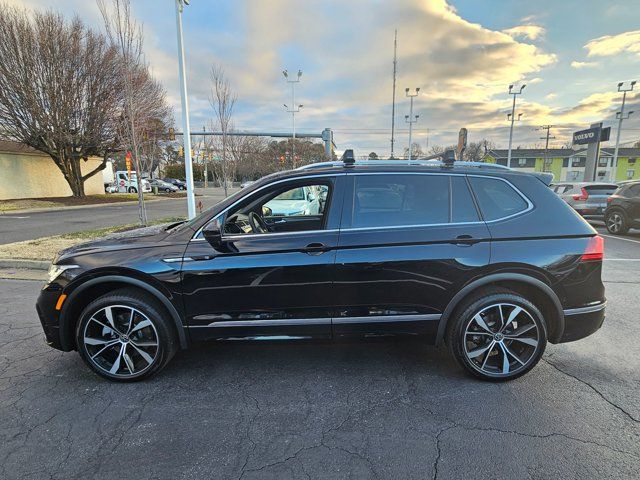 2024 Volkswagen Tiguan SEL R-Line