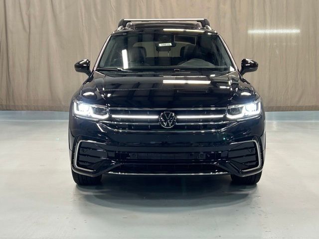 2024 Volkswagen Tiguan SEL R-Line