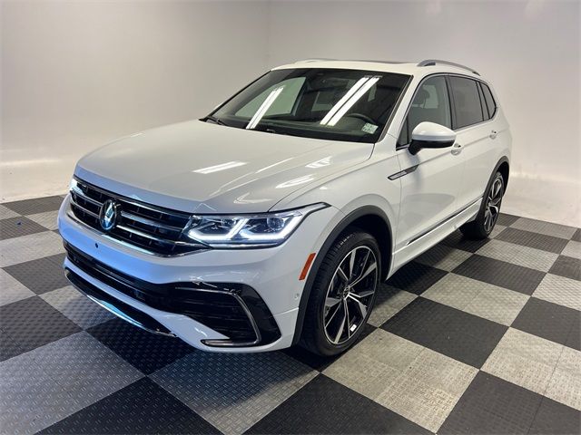 2024 Volkswagen Tiguan SEL R-Line